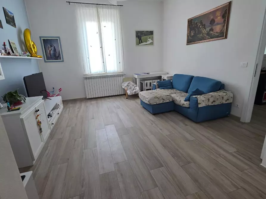 Immagine 4 di Appartamento in vendita  a Pontedera
