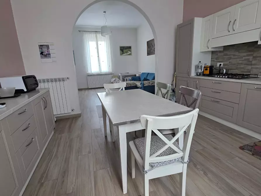 Immagine 6 di Appartamento in vendita  a Pontedera