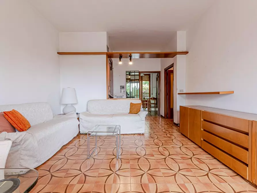 Immagine 5 di Appartamento in vendita  a Siena