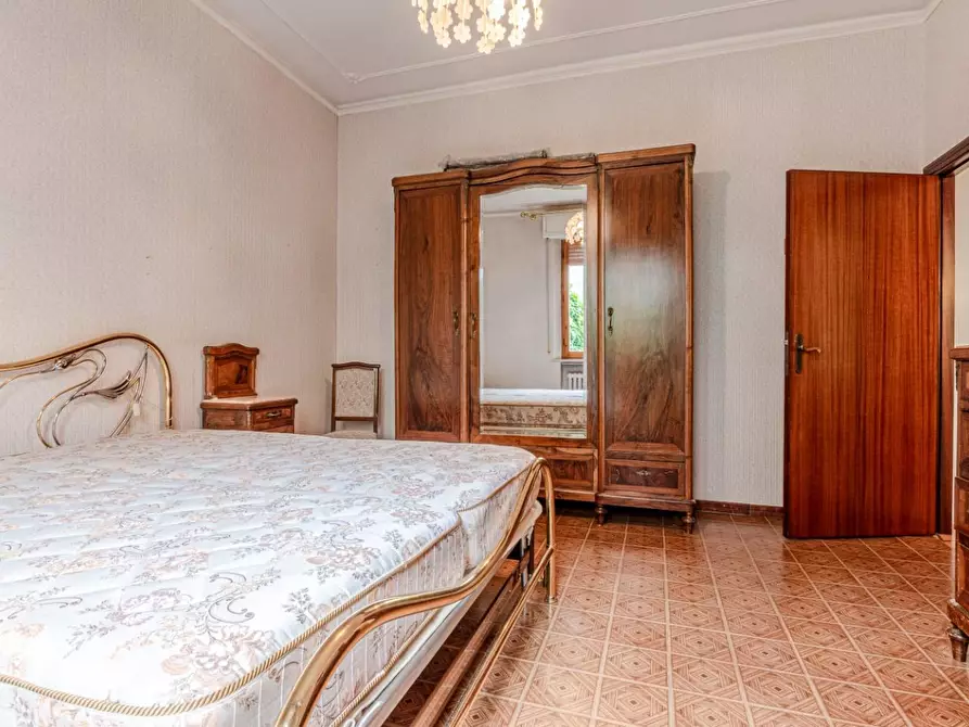Immagine 24 di Appartamento in vendita  a Siena
