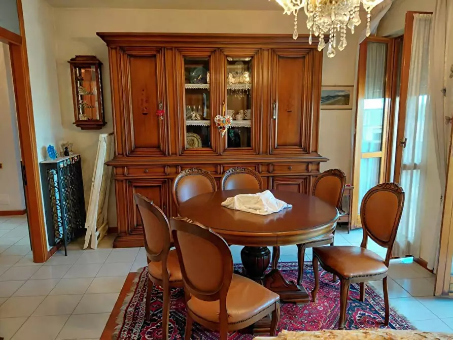 Immagine 11 di Appartamento in vendita  a Pisa