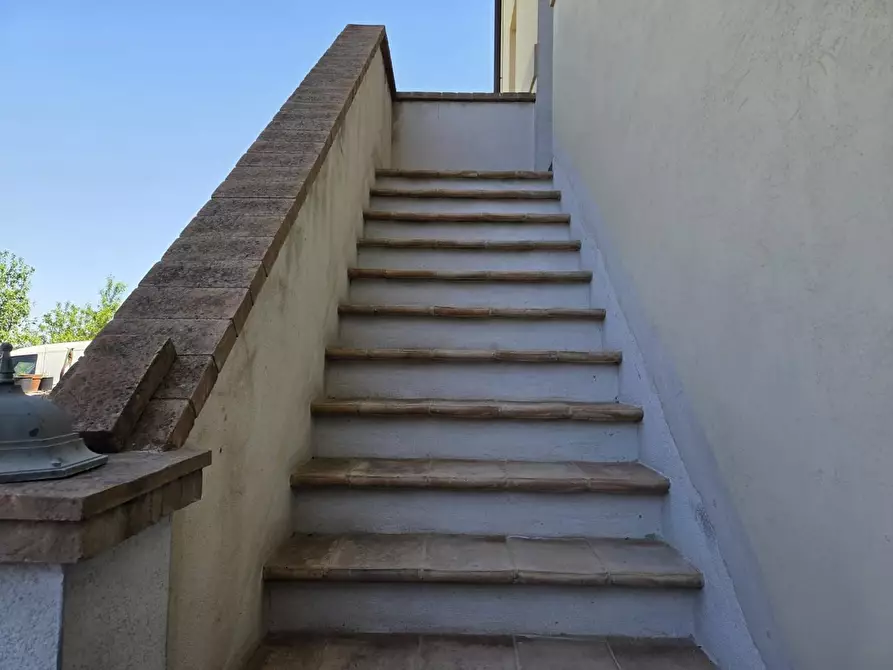 Immagine 9 di Appartamento in vendita  a Siena
