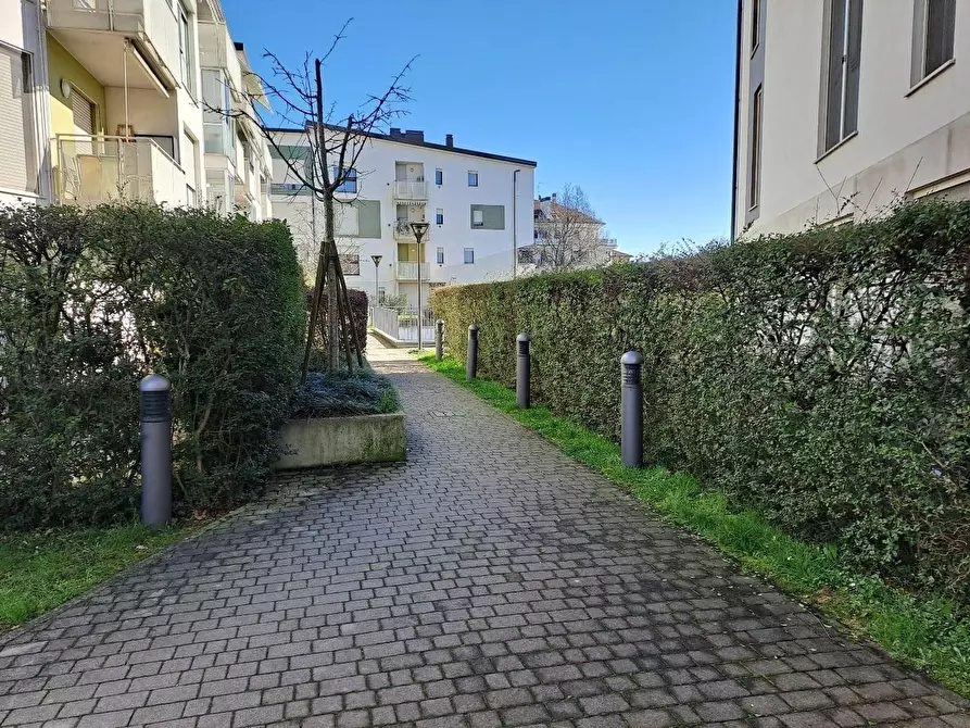 Immagine 3 di Appartamento in vendita  a Abbiategrasso