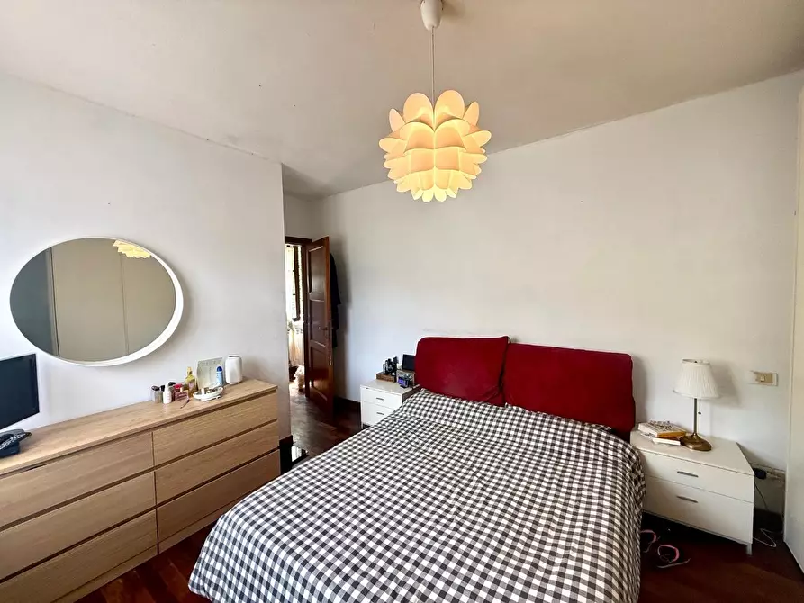 Immagine 11 di Appartamento in vendita  a Massa