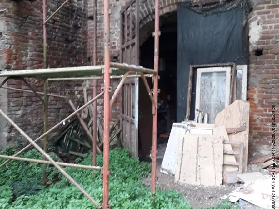 Immagine 9 di Appartamento in vendita  a Torre Beretti E Castellaro