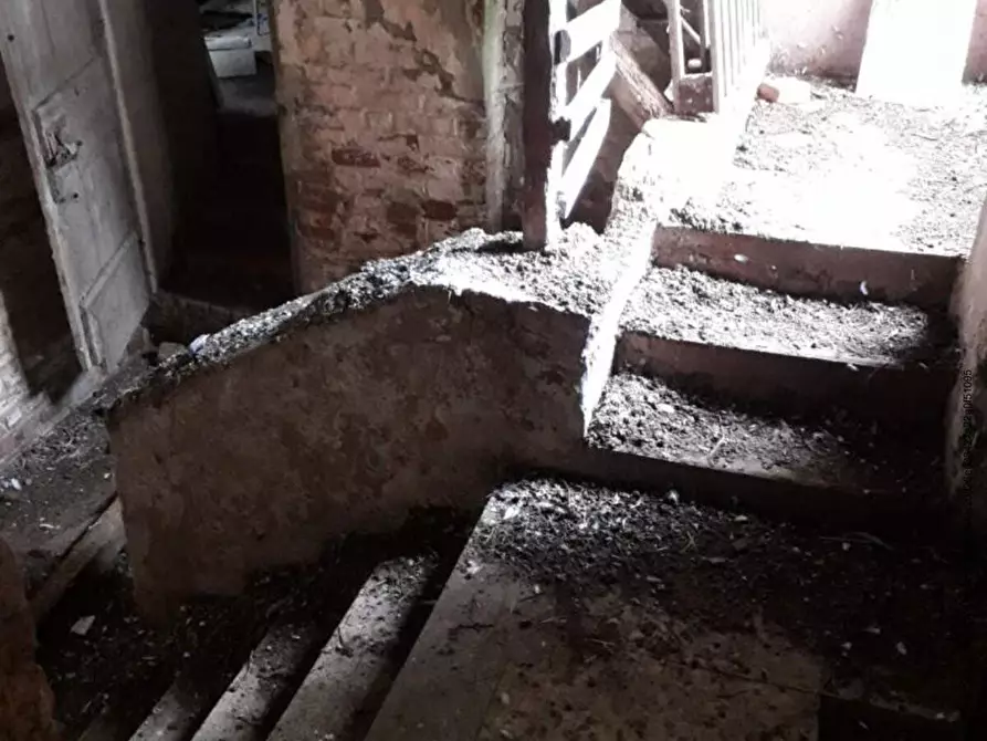 Immagine 24 di Appartamento in vendita  a Torre Beretti E Castellaro