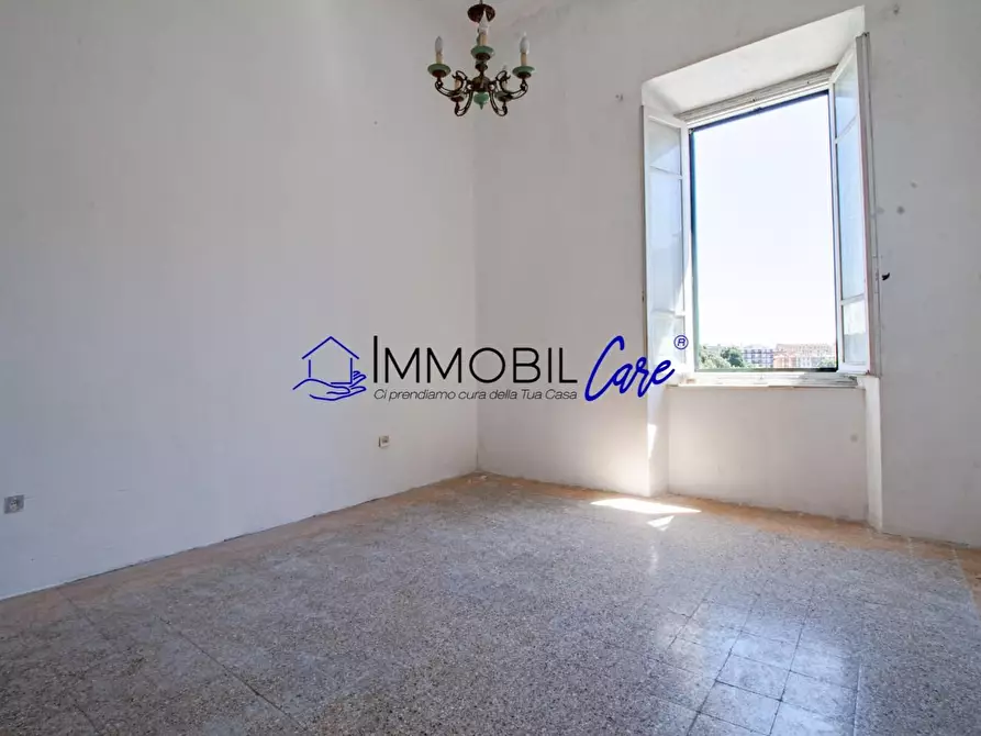 Immagine 2 di Appartamento in vendita  a Livorno