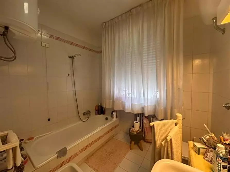 Immagine 10 di Appartamento in vendita  a Cascina