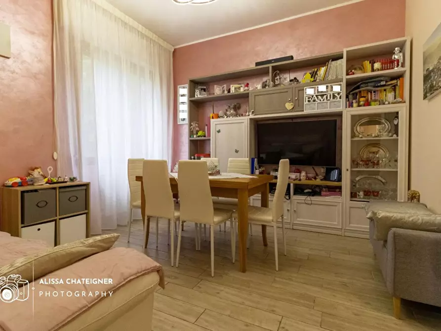 Immagine 2 di Appartamento in vendita  a Siena