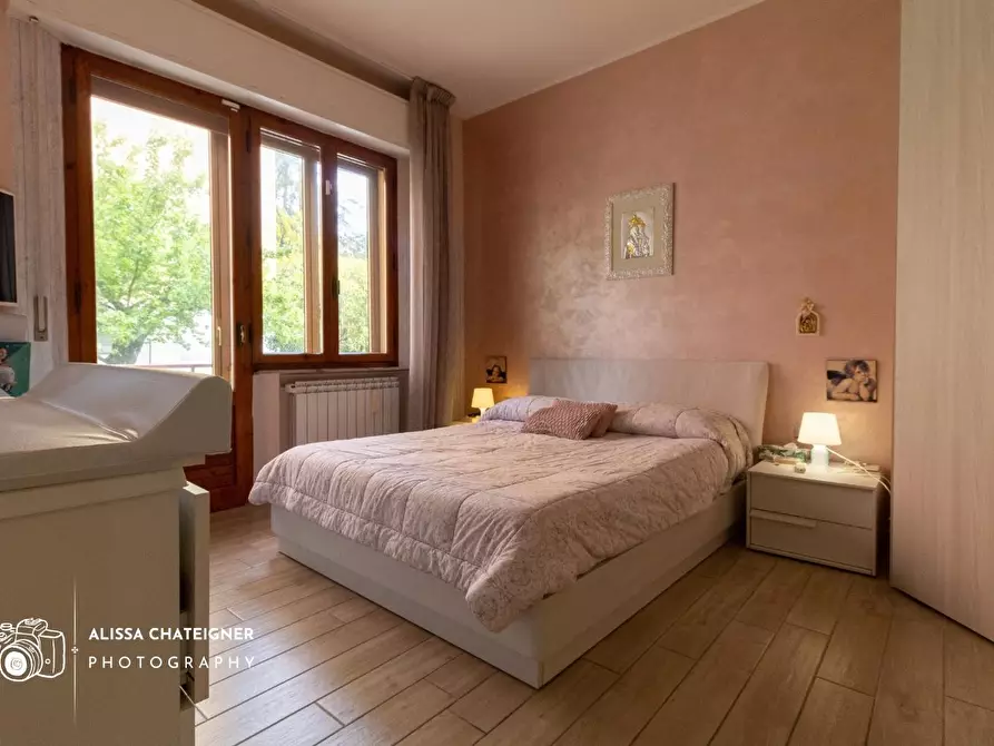 Immagine 18 di Appartamento in vendita  a Siena