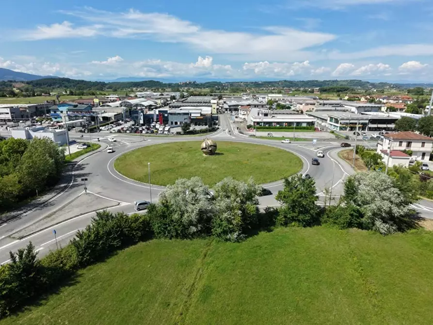 Immagine 4 di Terreno industriale in vendita  a Pontedera