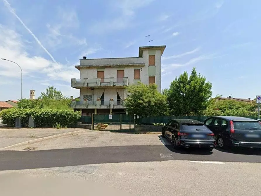 Immagine 1 di Appartamento in vendita  a Tribiano