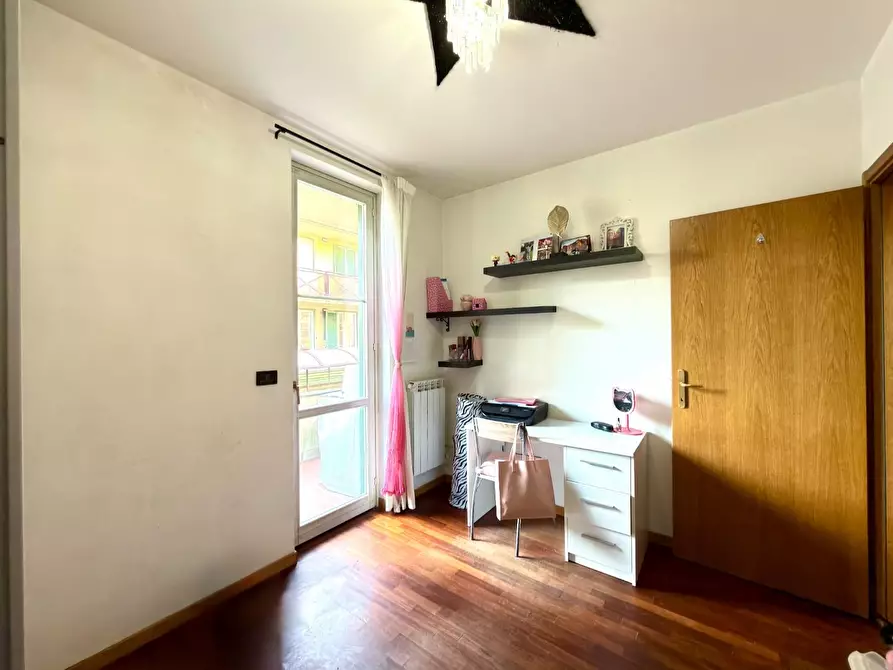 Immagine 18 di Appartamento in vendita  a Lucca