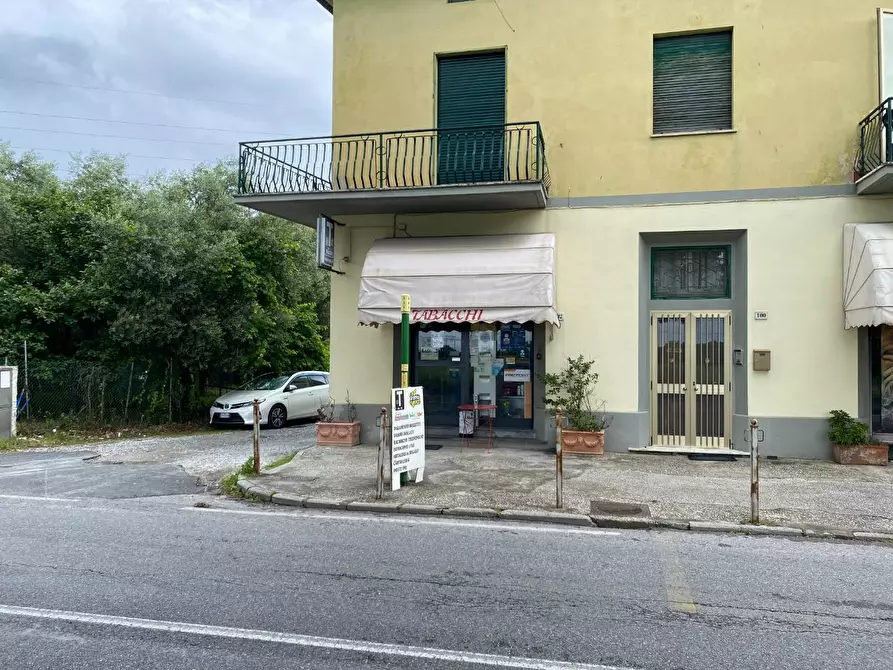 Immagine 5 di Attività commerciale in vendita  a Pisa