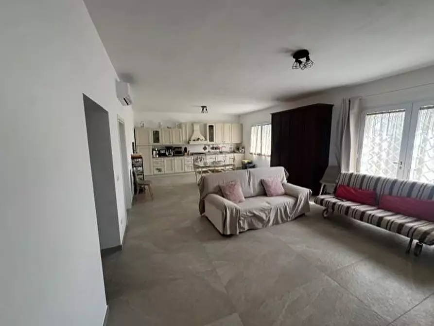 Immagine 8 di Casa bifamiliare in vendita  a San Giuliano Terme