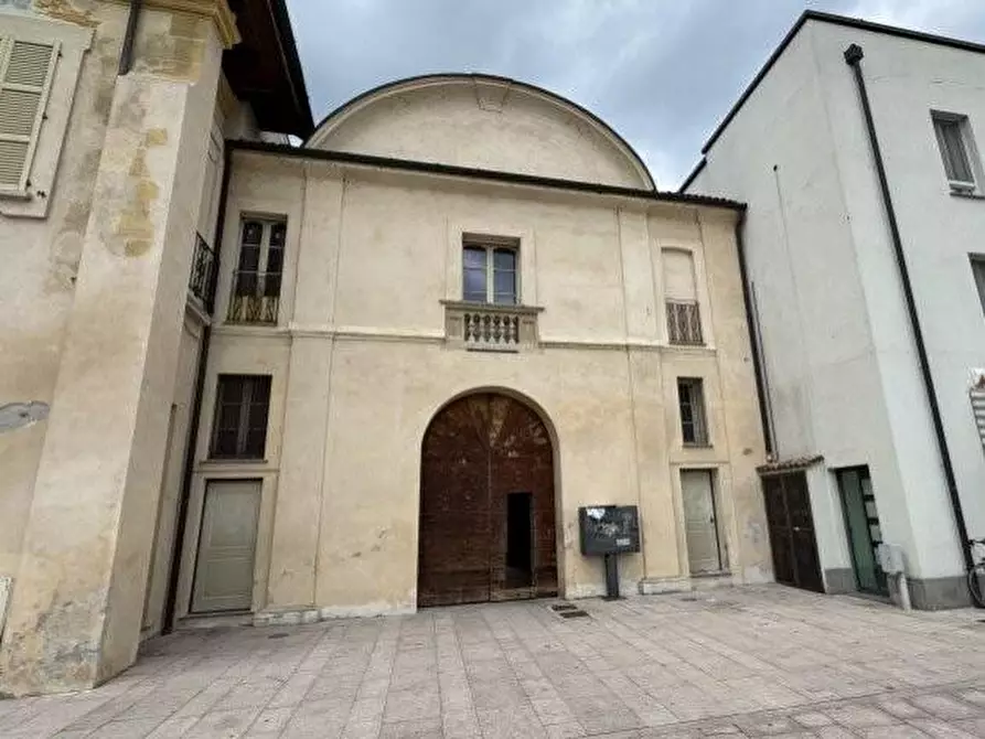 Immagine 1 di Appartamento in vendita  a Locate Di Triulzi