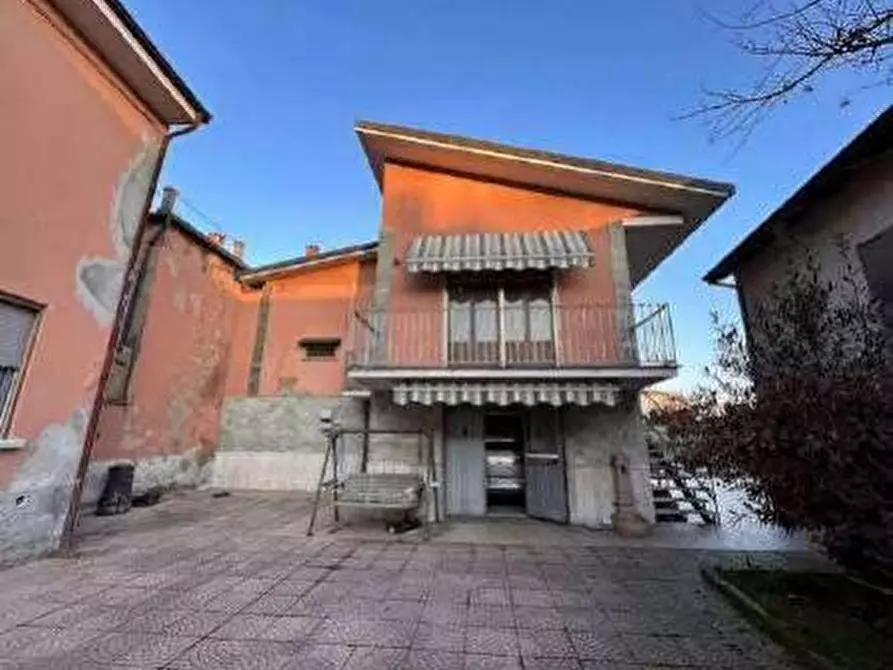 Immagine 2 di Villa in vendita  a Senna Lodigiana