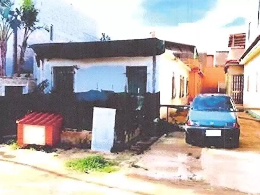 Immagine 9 di Villa in vendita  a Vittoria