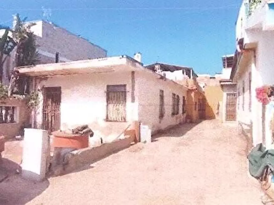 Immagine 1 di Villa in vendita  a Vittoria