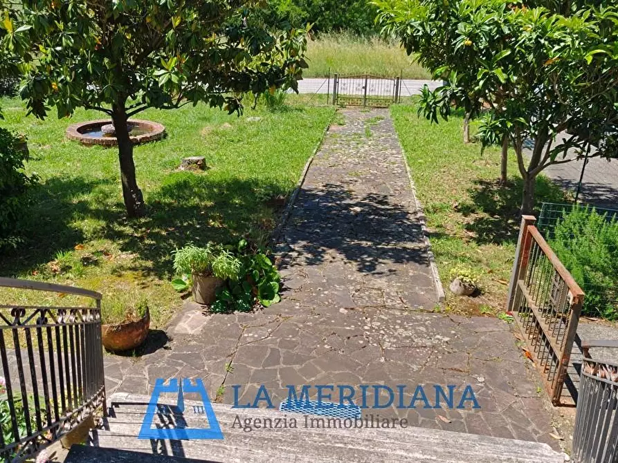 Immagine 28 di Casa indipendente in vendita  a Lamporecchio