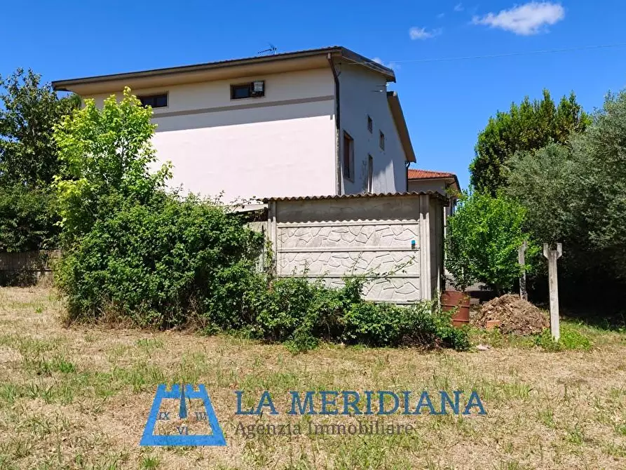 Immagine 26 di Casa indipendente in vendita  a Lamporecchio