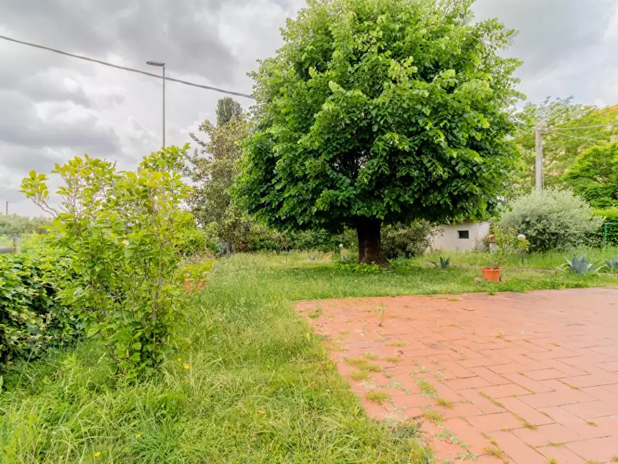 Immagine 35 di Villa in vendita  a Castelfranco Di Sotto