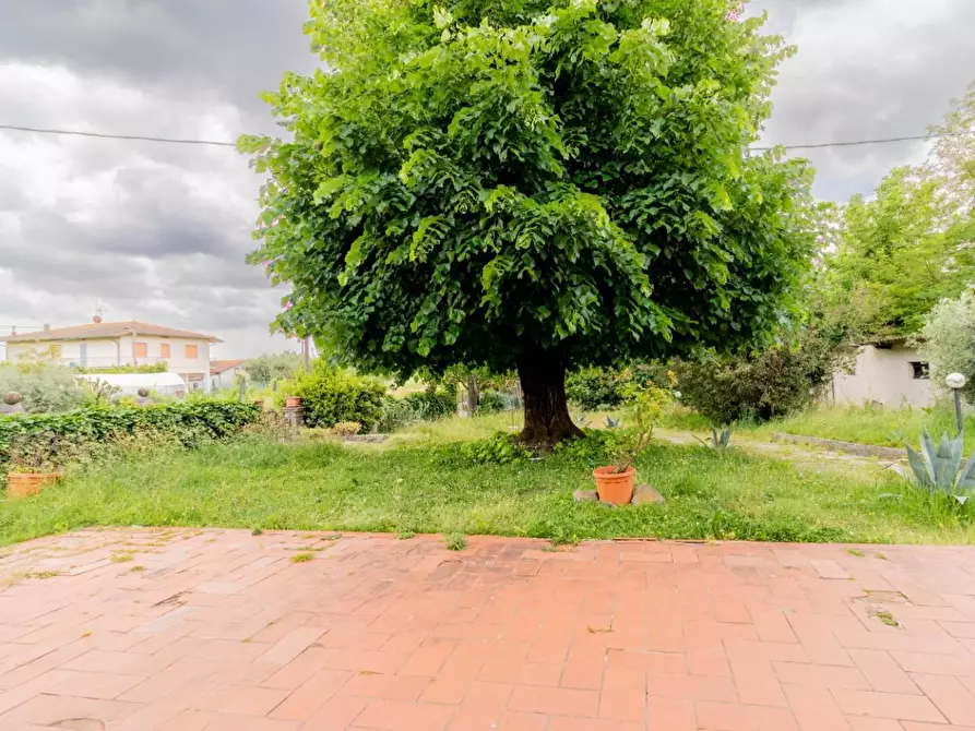 Immagine 34 di Villa in vendita  a Castelfranco Di Sotto