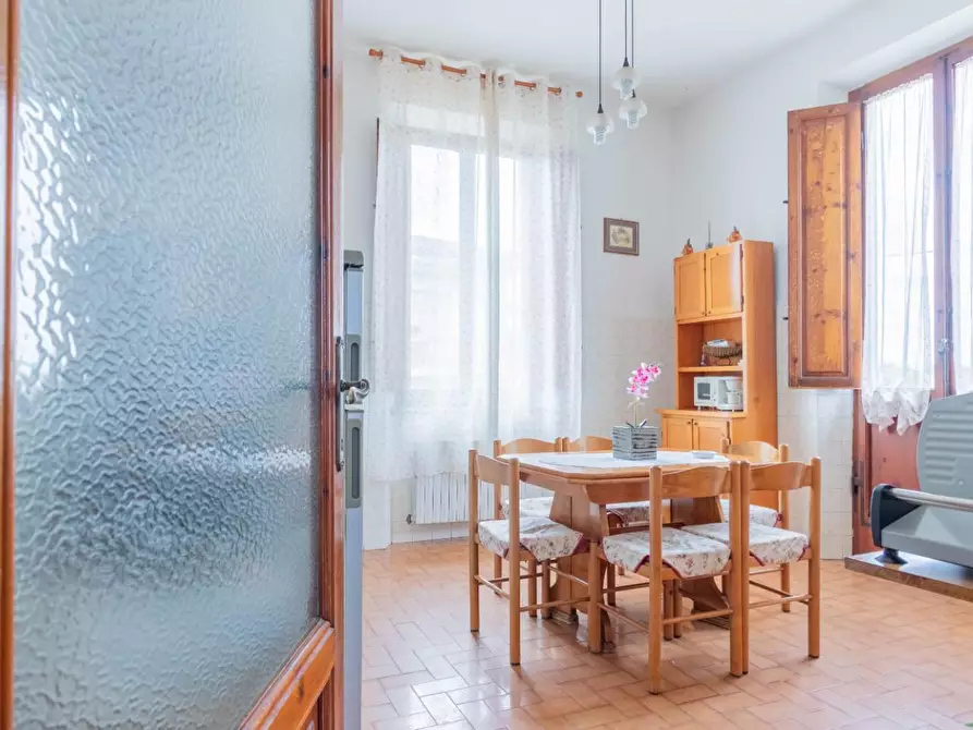Immagine 18 di Villa in vendita  a Castelfranco Di Sotto