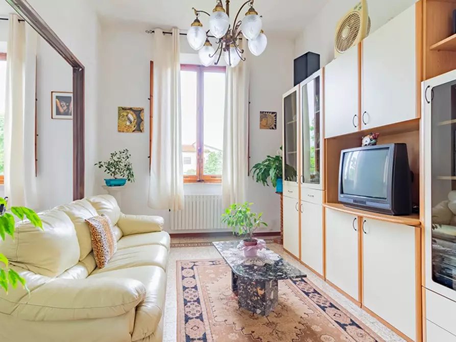 Immagine 29 di Villa in vendita  a Castelfranco Di Sotto