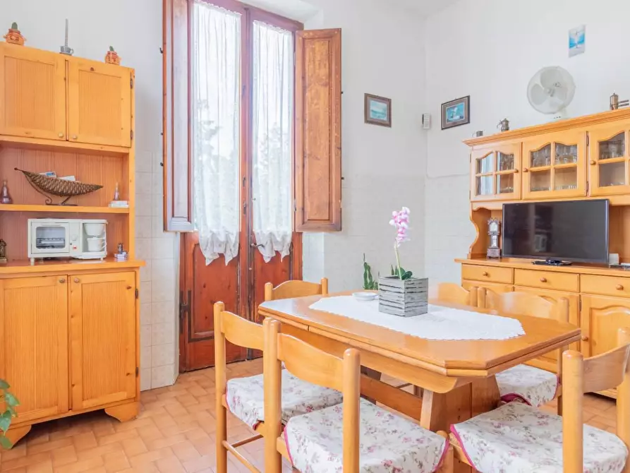 Immagine 21 di Villa in vendita  a Castelfranco Di Sotto