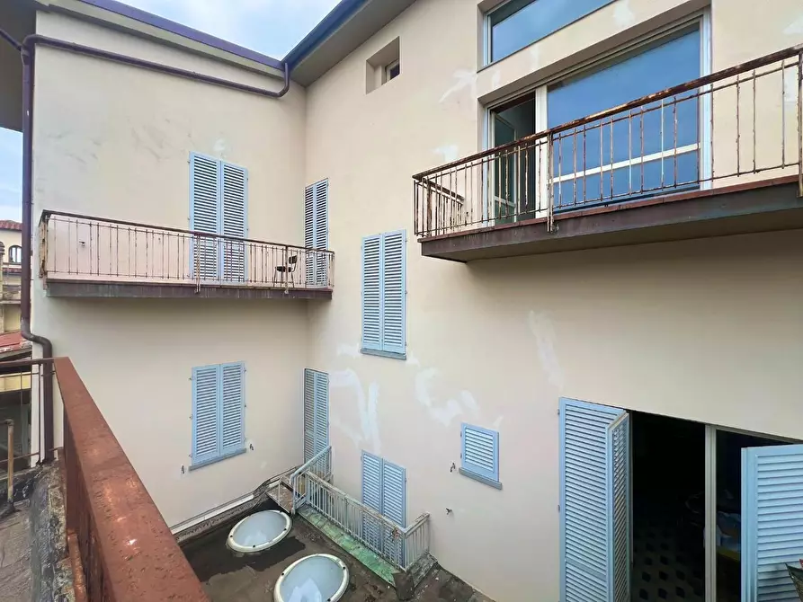 Immagine 13 di Villa in vendita  a Empoli