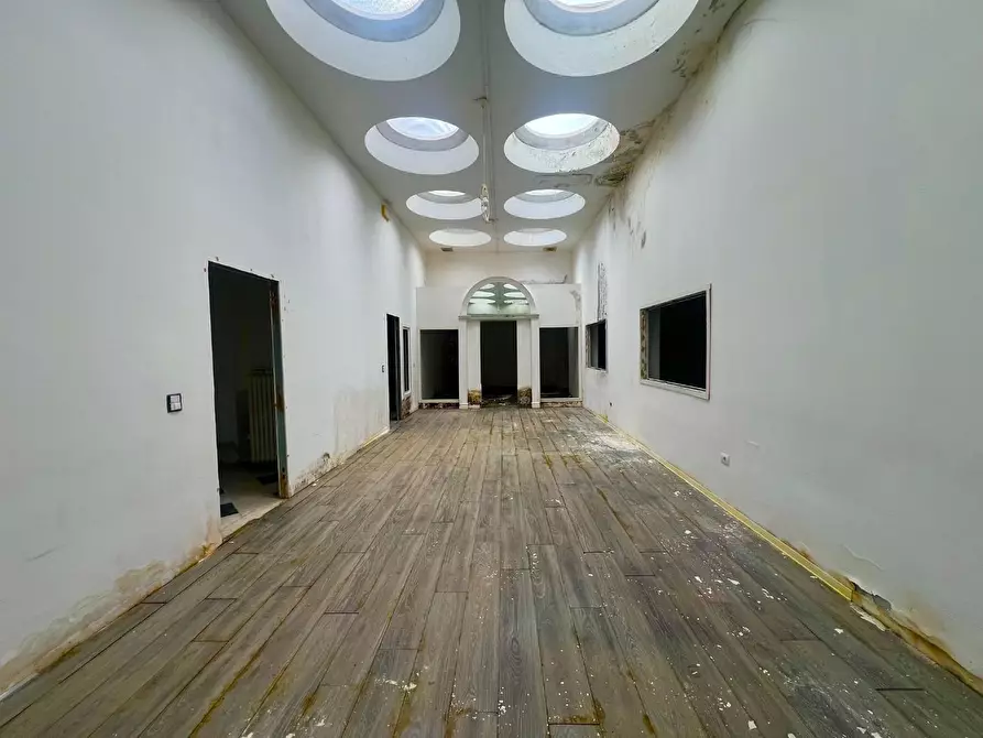 Immagine 17 di Villa in vendita  a Empoli