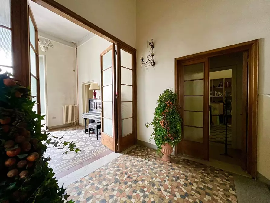 Immagine 22 di Villa in vendita  a Empoli