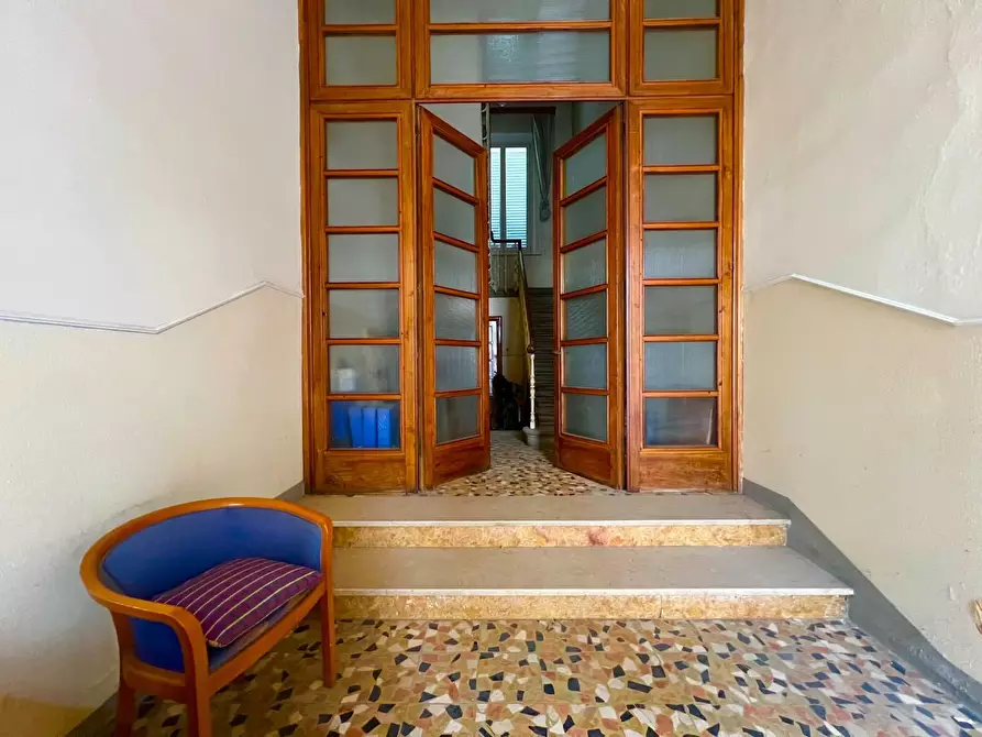 Immagine 18 di Villa in vendita  a Empoli