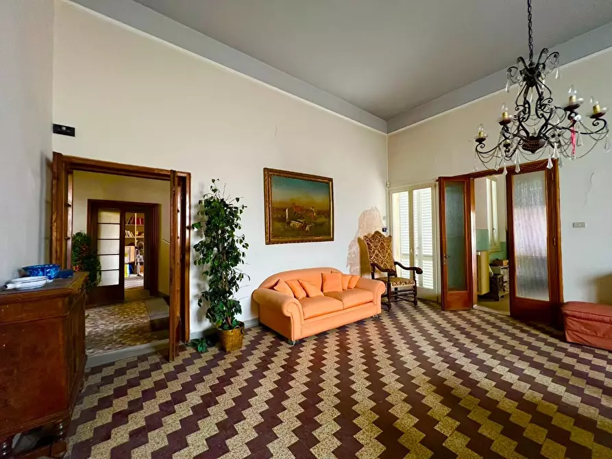 Immagine 26 di Villa in vendita  a Empoli