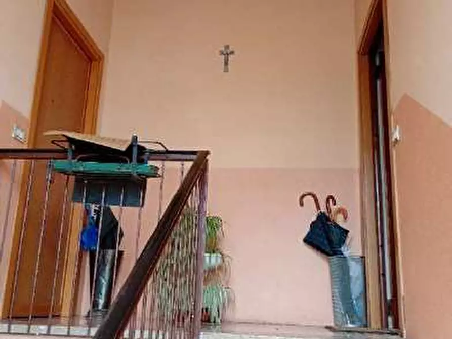 Immagine 3 di Appartamento in vendita  a Lonate Pozzolo