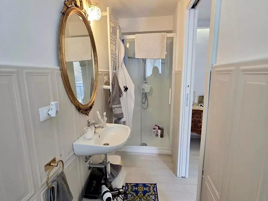Immagine 31 di Villa in vendita  a Viareggio
