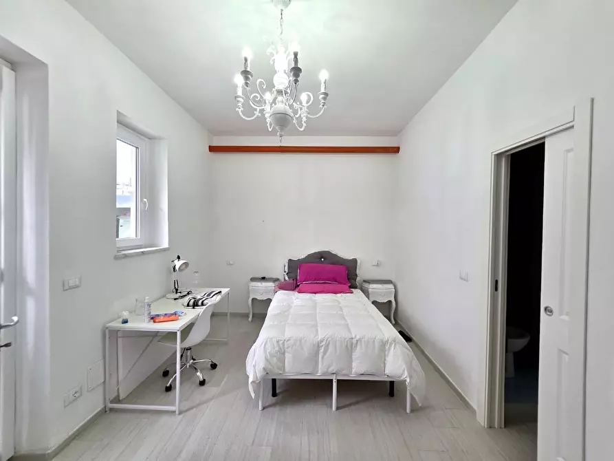 Immagine 29 di Villa in vendita  a Viareggio