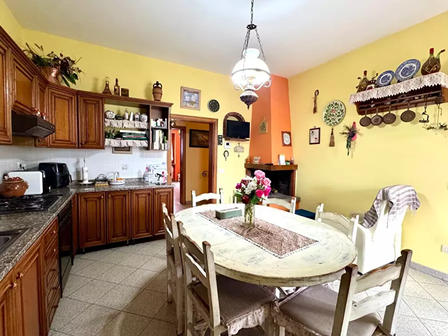 Immagine 7 di Appartamento in vendita  a Empoli