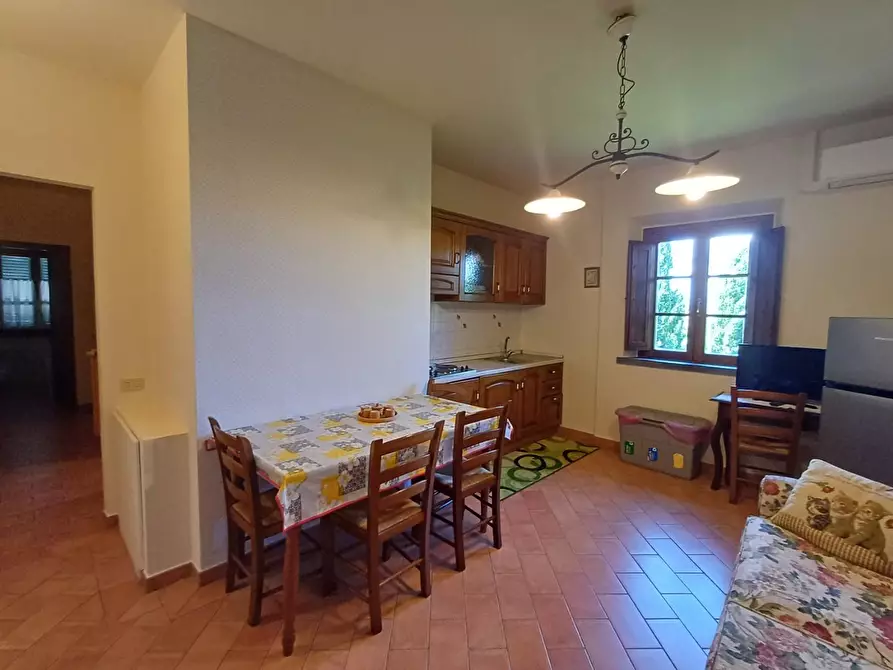 Immagine 14 di Villa in vendita  a Cerreto Guidi