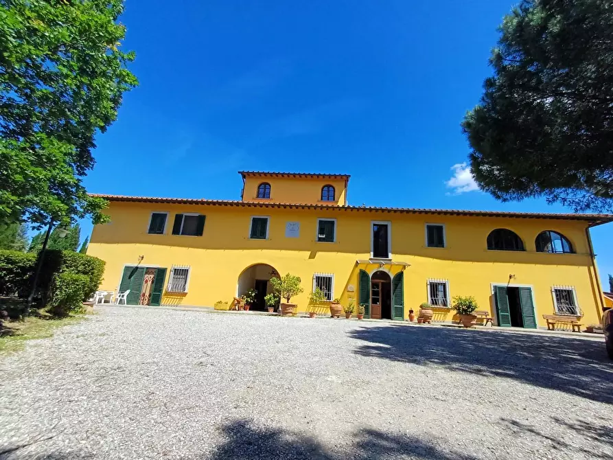 Immagine 1 di Villa in vendita  a Cerreto Guidi