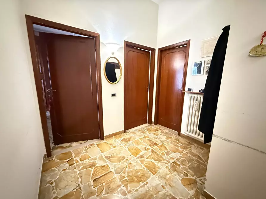 Immagine 24 di Appartamento in vendita  a Empoli
