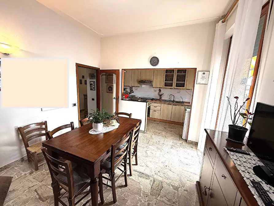 Immagine 13 di Appartamento in vendita  a Empoli