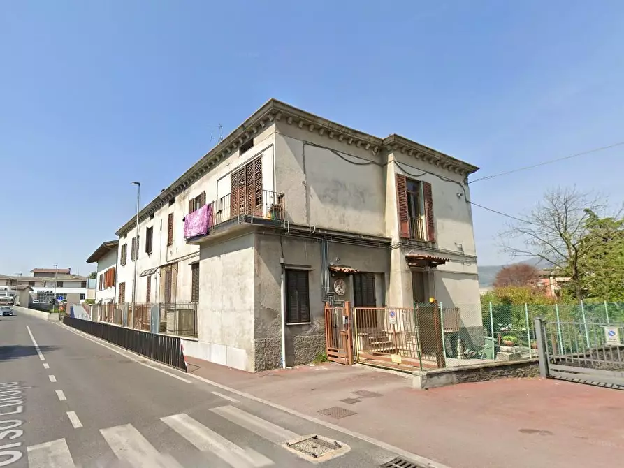 Immagine 1 di Appartamento in vendita  a Scanzorosciate