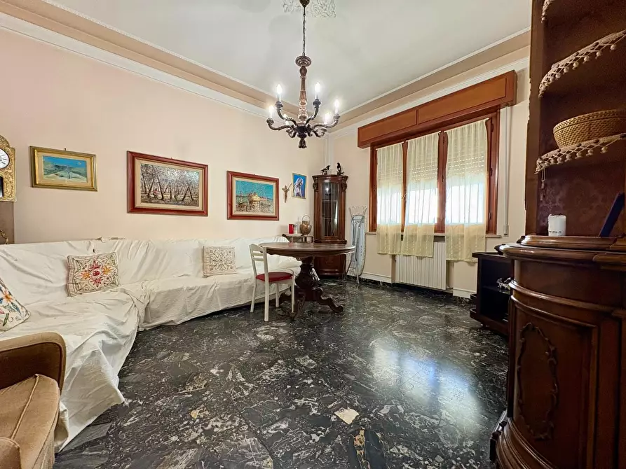 Immagine 15 di Appartamento in vendita  a Vinci