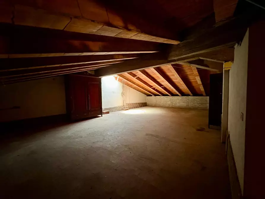 Immagine 34 di Appartamento in vendita  a Vinci