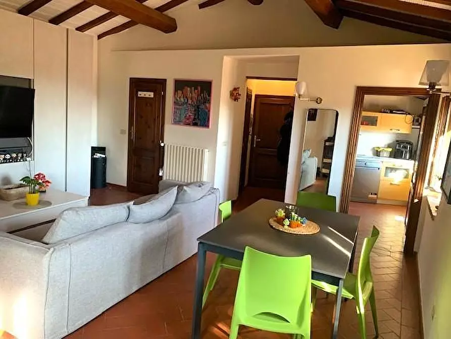 Immagine 9 di Appartamento in vendita  a Massa E Cozzile