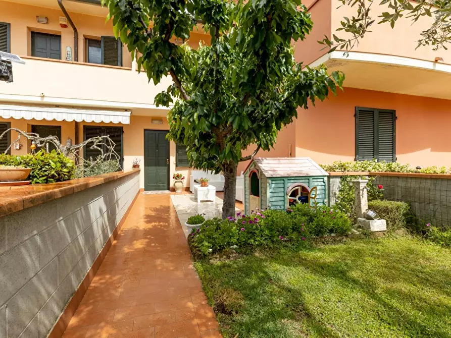 Immagine 3 di Villetta a schiera in vendita  a Santa Maria A Monte