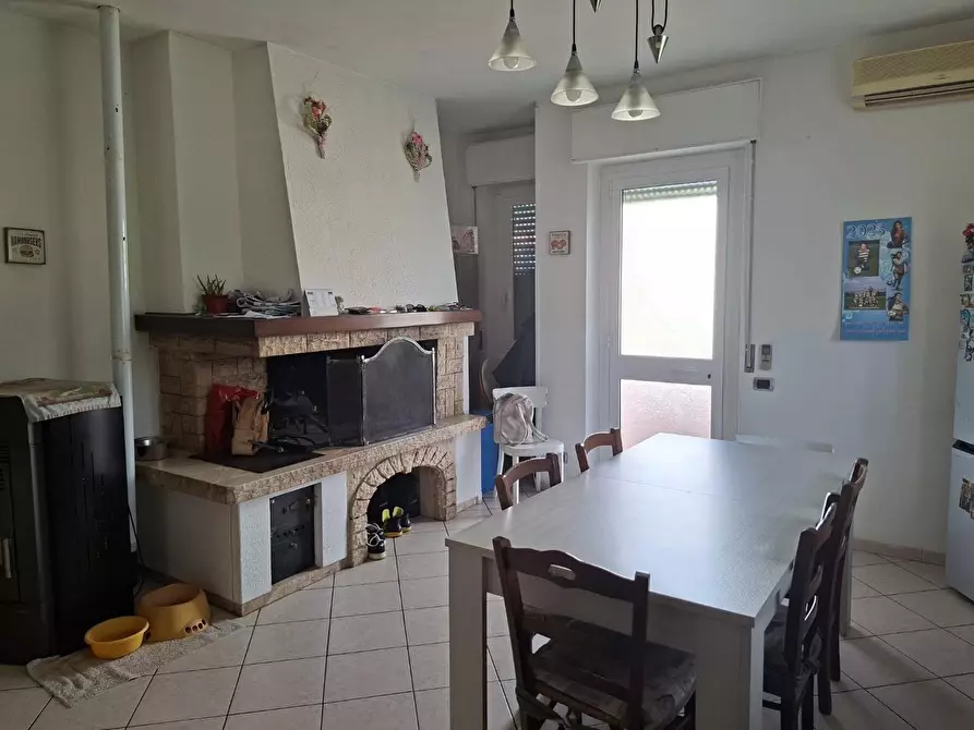 Immagine 24 di Casa trifamiliare in affitto  a Castelnuovo Magra