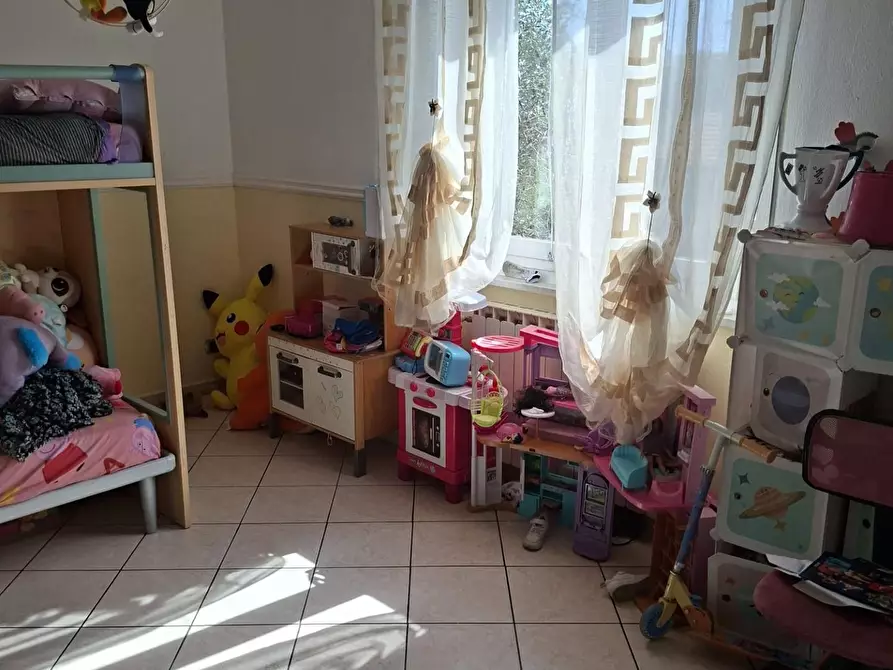 Immagine 7 di Casa trifamiliare in affitto  a Castelnuovo Magra